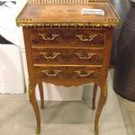 401 4527 CHEST OF DRAWERS